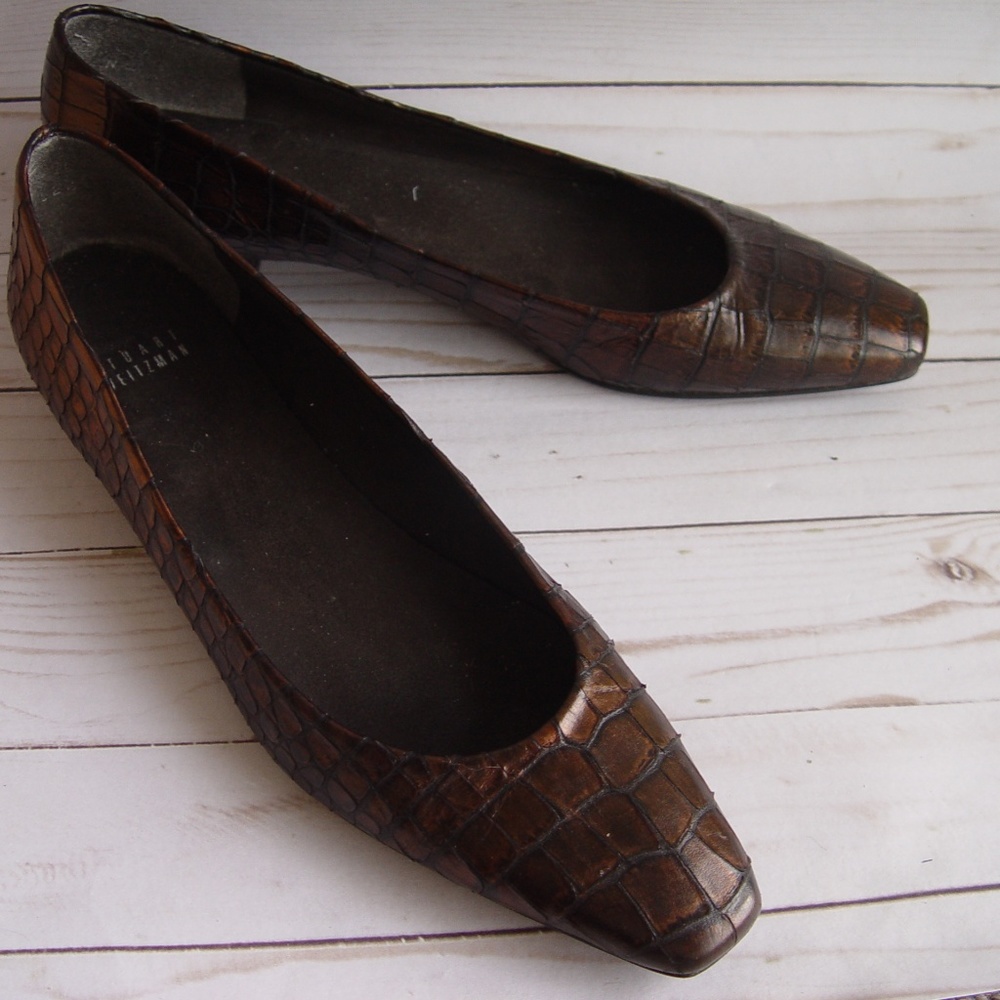 Stuart Weitzman W 9 N  embossed  bronze loafer